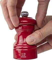 MOULIN SEL LAQUE ROUGE PASSION 10CM PEUGEOT