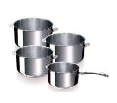 CASSEROLES 14/20 SERIE DE 4 + 1 MANCHE AMOVIBLE BEKA