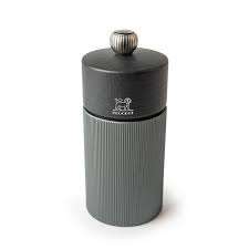 MOULIN A POIVRE ALUMINIUM DARK 12CM "LINE"