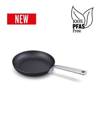 POELE STARK 24 CM